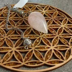 Pendule Goutte en Quartz Rose – Douceur, intuition et harmonie