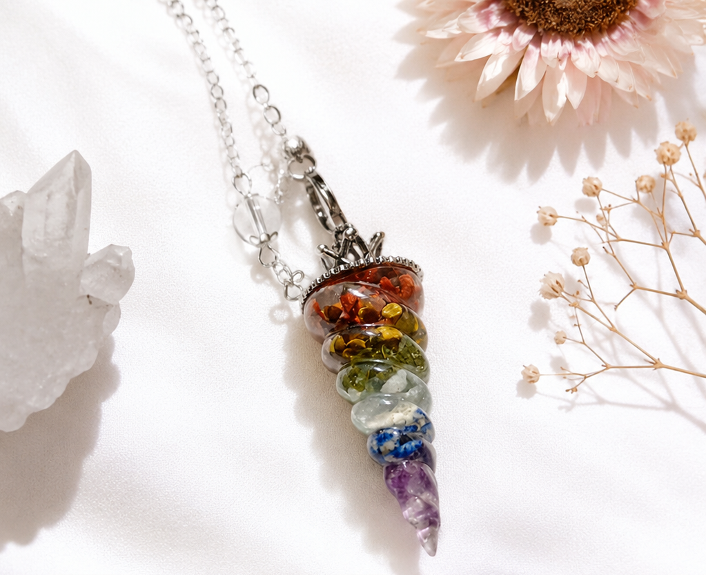 Pendule Torsadé 7 Chakras – Harmonie, intuition et équilibre énergétique